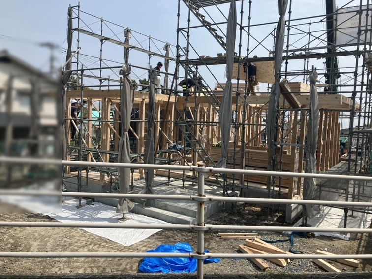 祝・上棟！家の骨組みが完成しました。